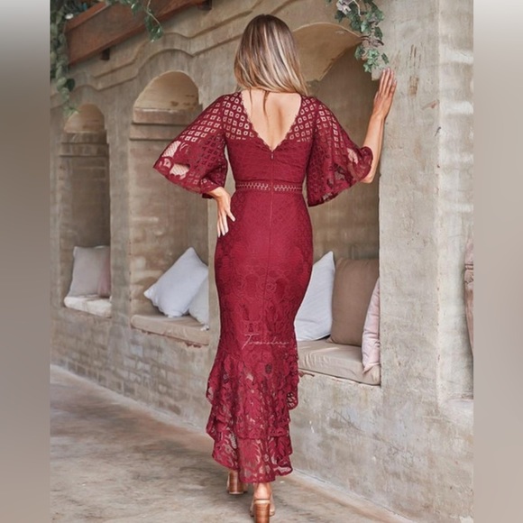 Reyna Dress in Red One Of A Kind Lace Midi Dress Size 2 - Picture 3 of 11